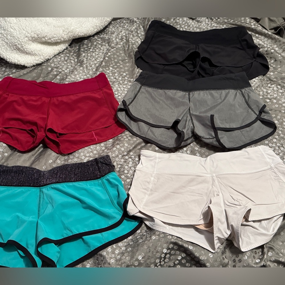 Lot-Lululemon Speed Up 2.5" Inseam Shorts Women's 6 Drawstring, great condition